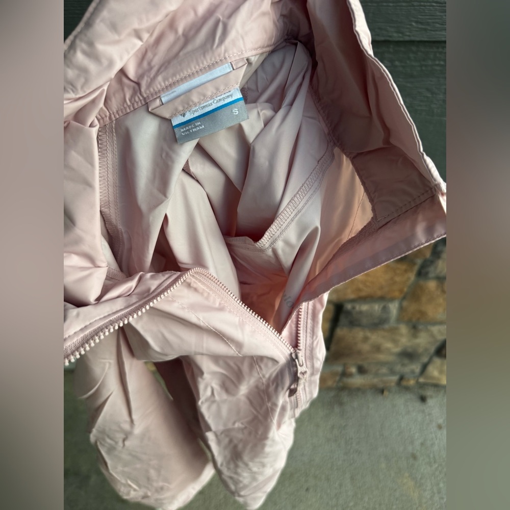 Columbia Women's Light Pink Hooded windbreaker Jacket - Picture 6 of 7